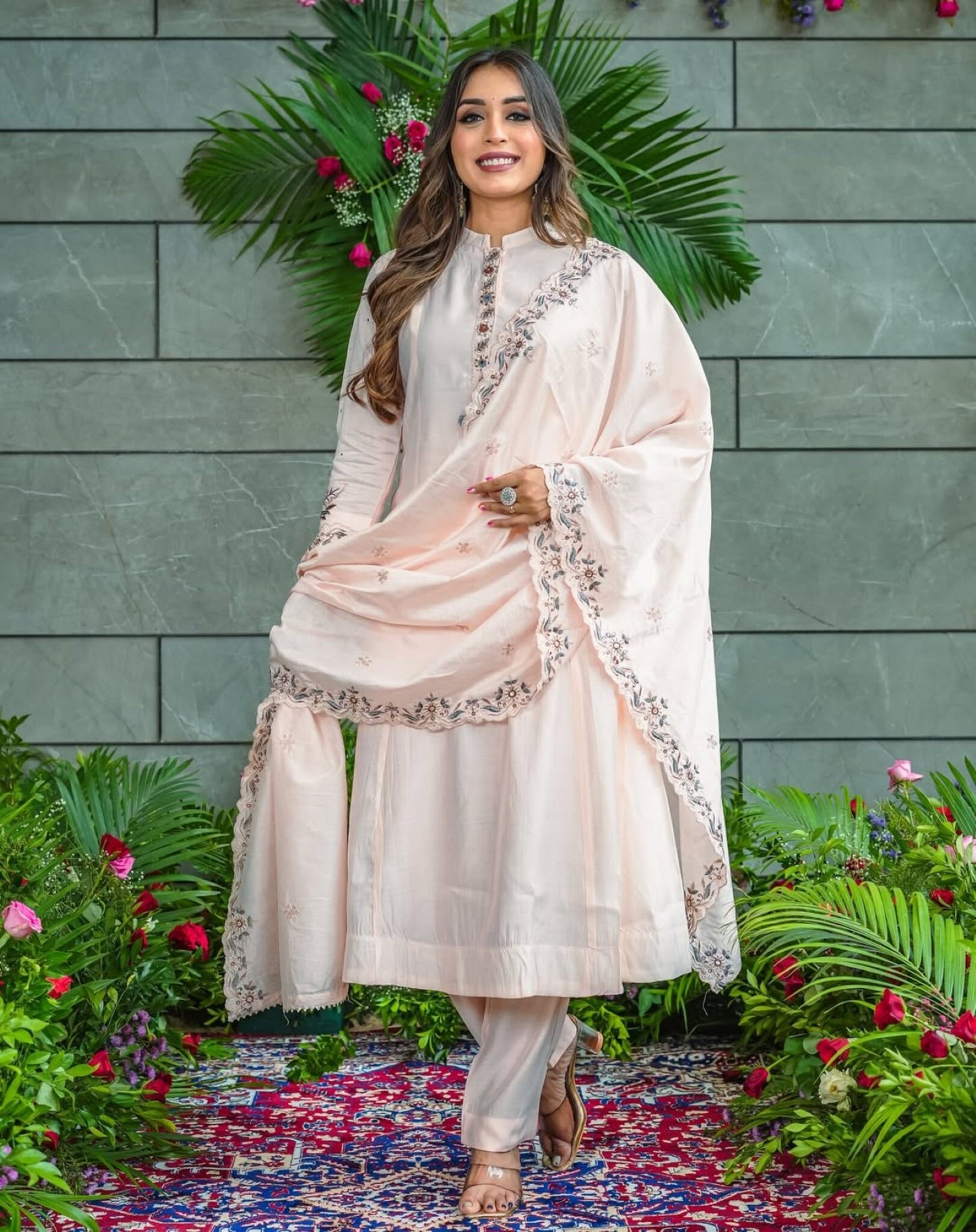 Pastel Pink Muslin Cotton Ethnic Motifs Embroidered Kurta Set