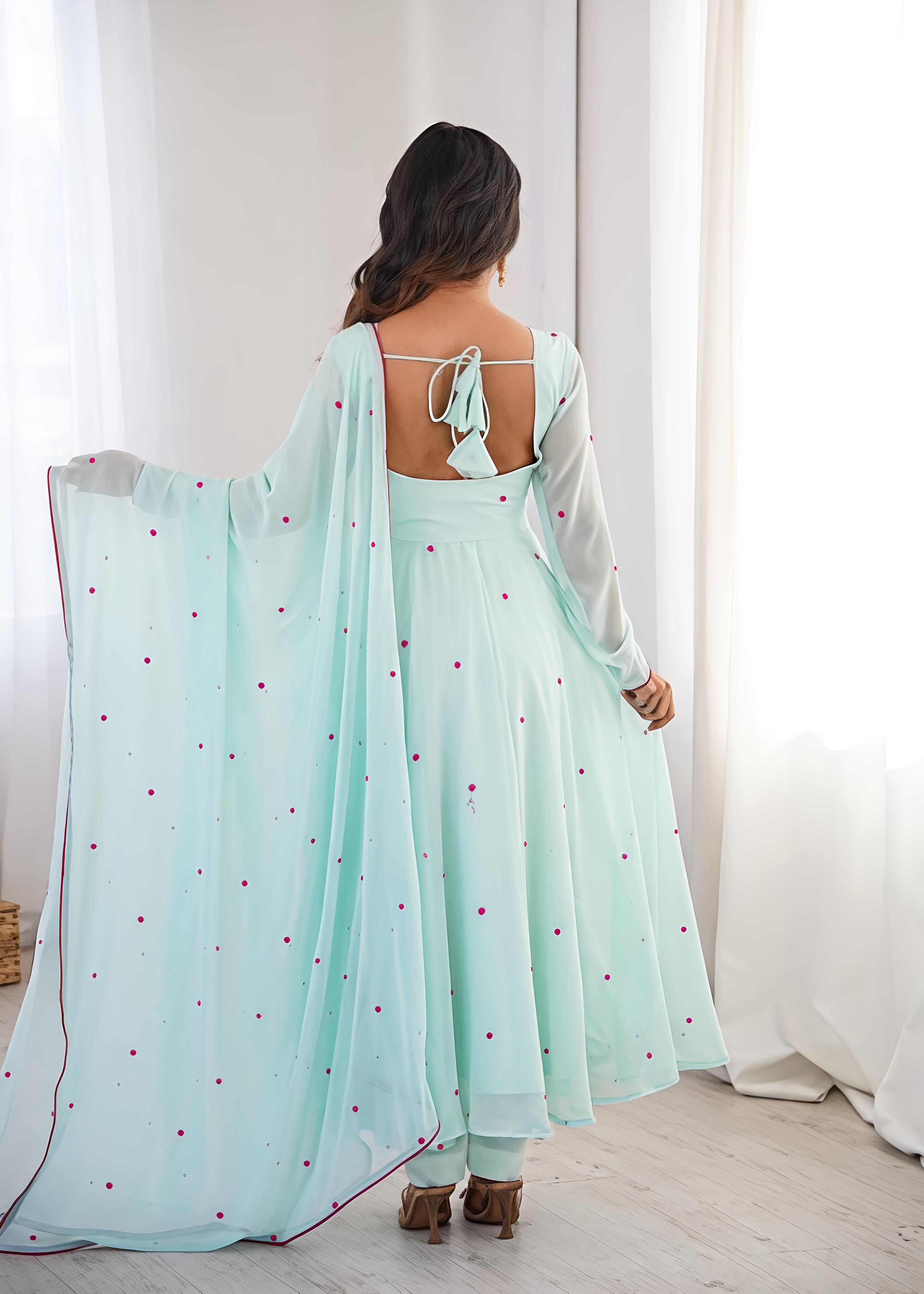 Mayra Embroidered Suit Set
