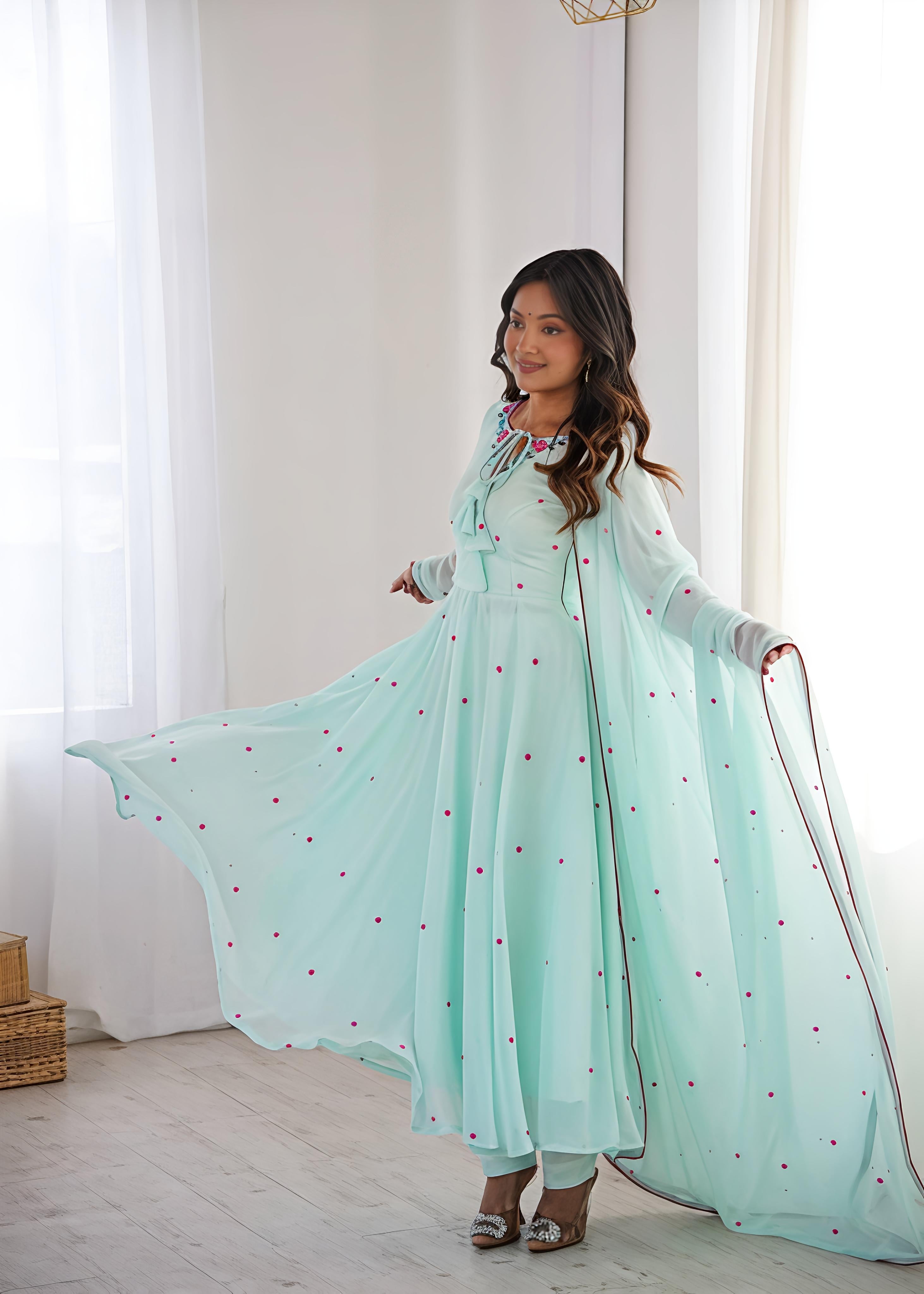 Mayra Embroidered Suit Set