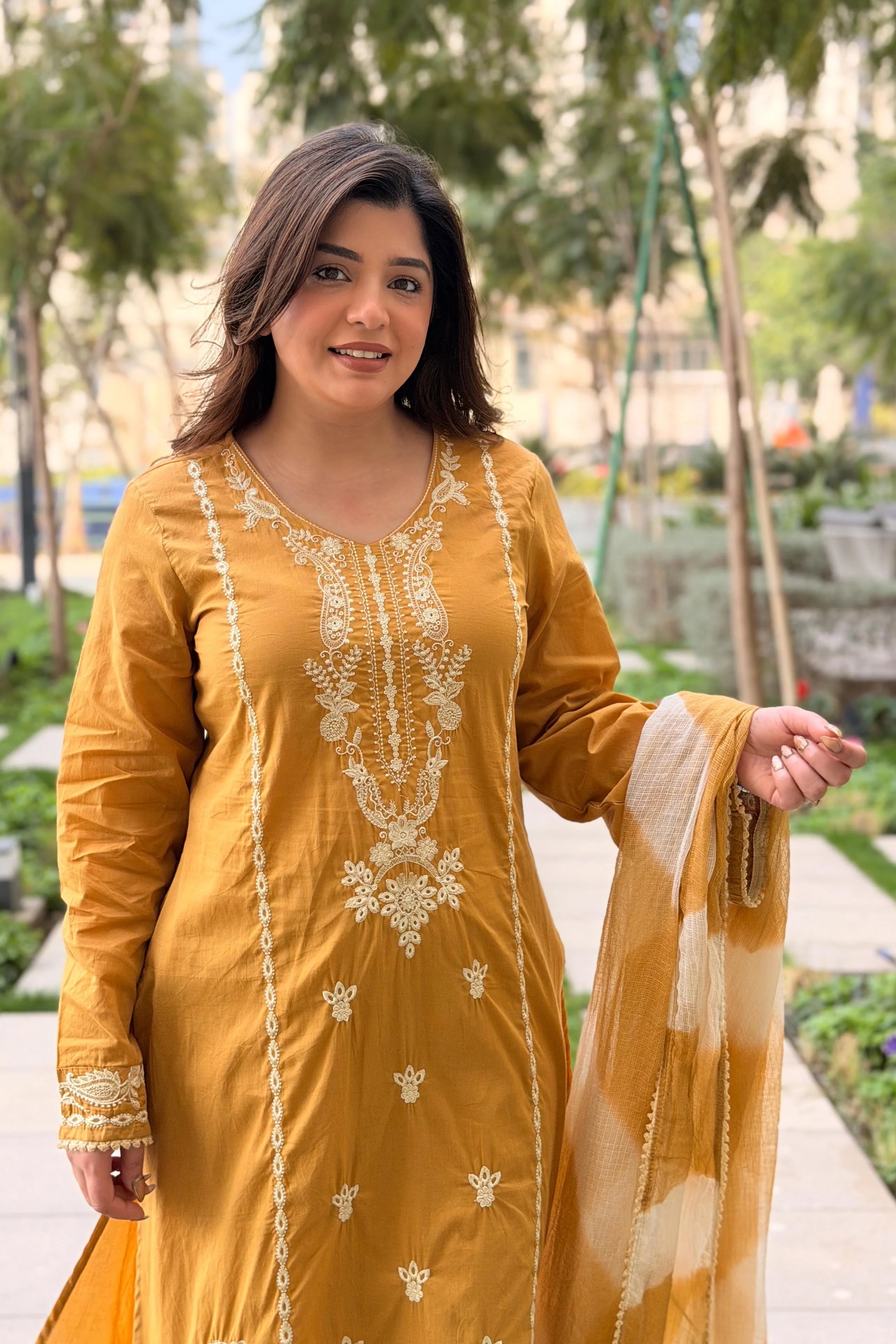 Roman Silk Embroidered Kurti Pant Dupatta Set