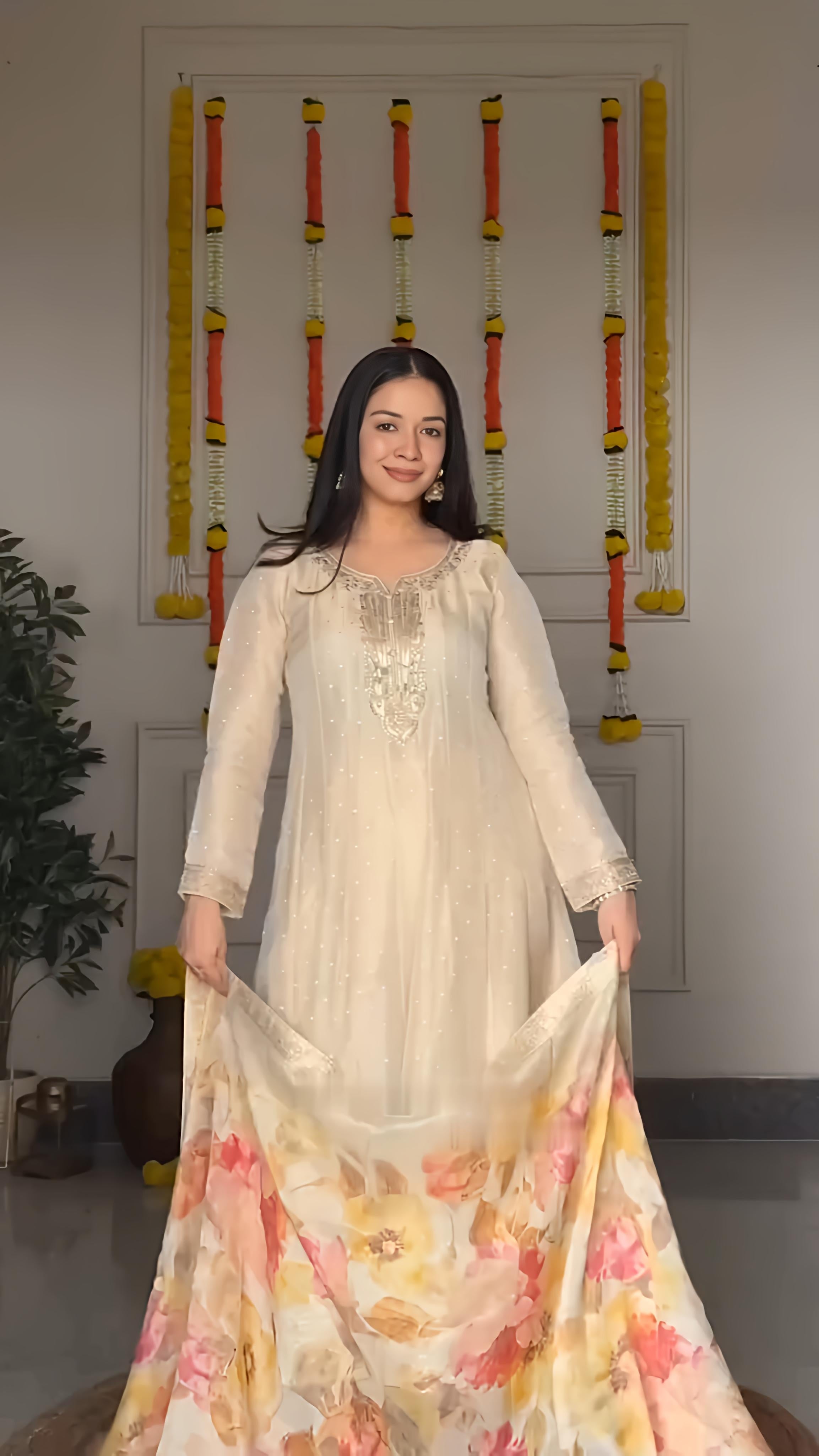 Off-White Anarkali Suit Set