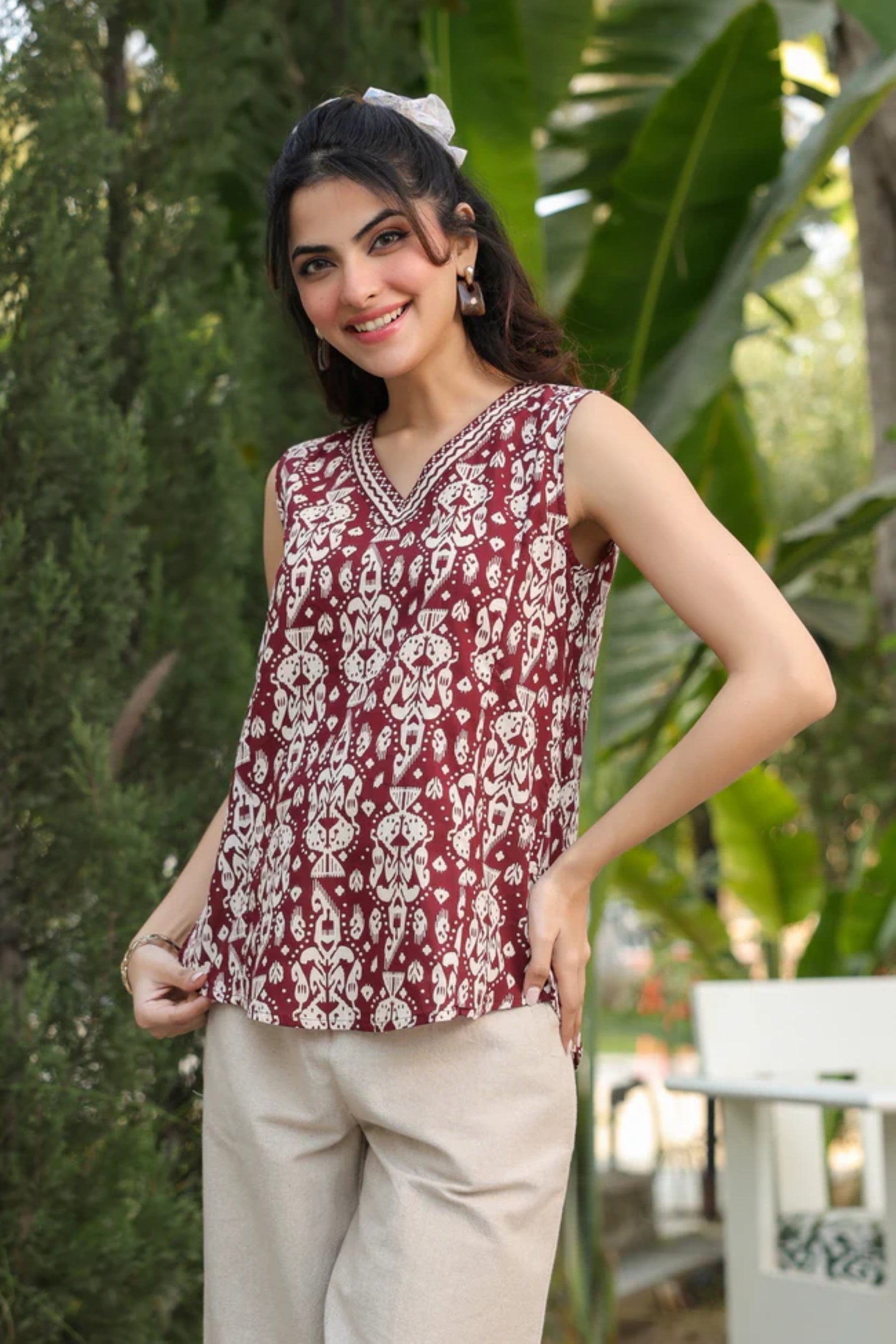 Maroon Ethnic Buti Printed Sleeveless Cotton Top