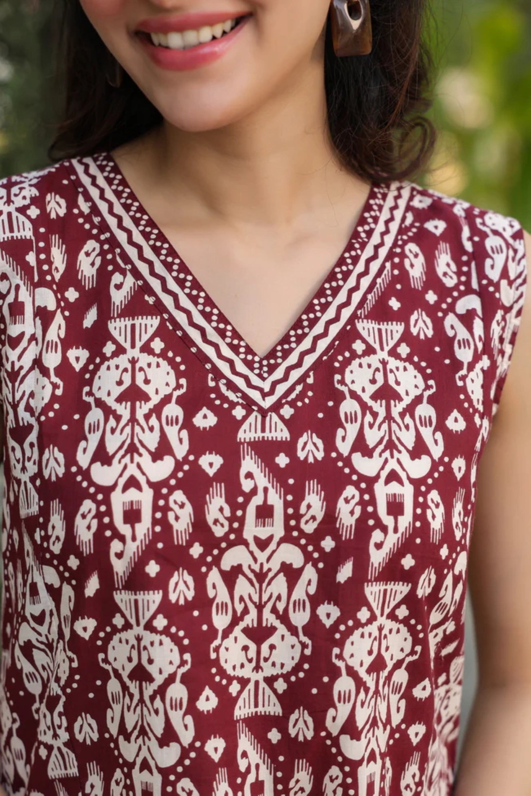 Maroon Ethnic Buti Printed Sleeveless Cotton Top