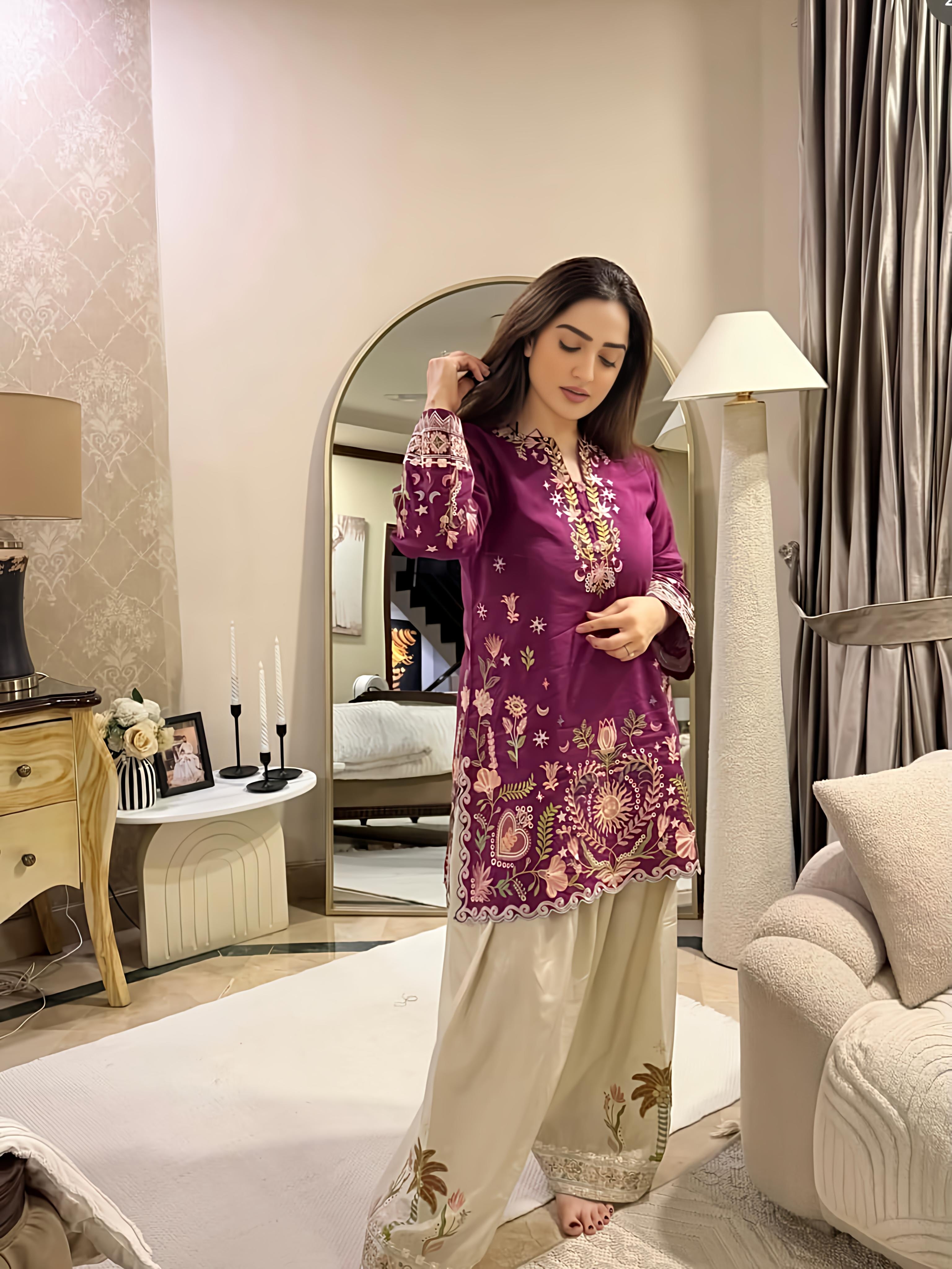 Rang-E-Malka Premium Farsi Set