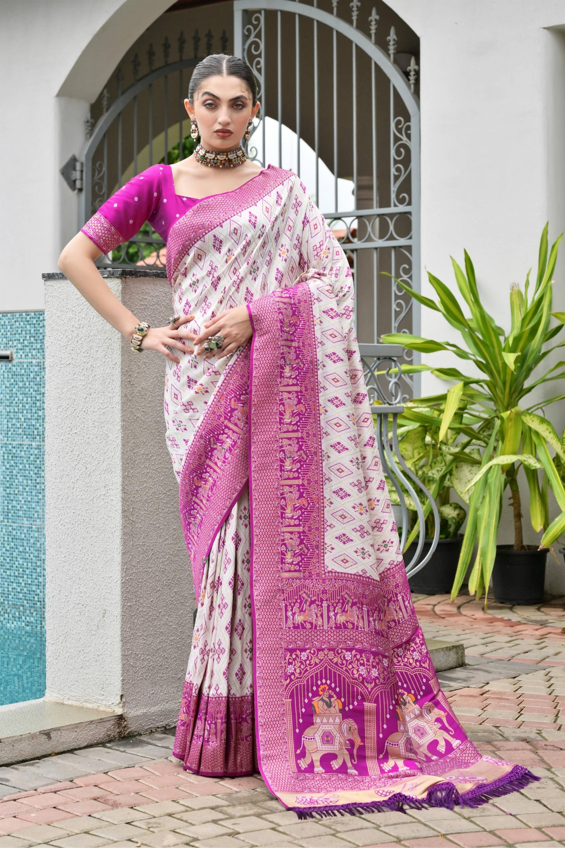 Aadhya Magenta Patola Silk Saree