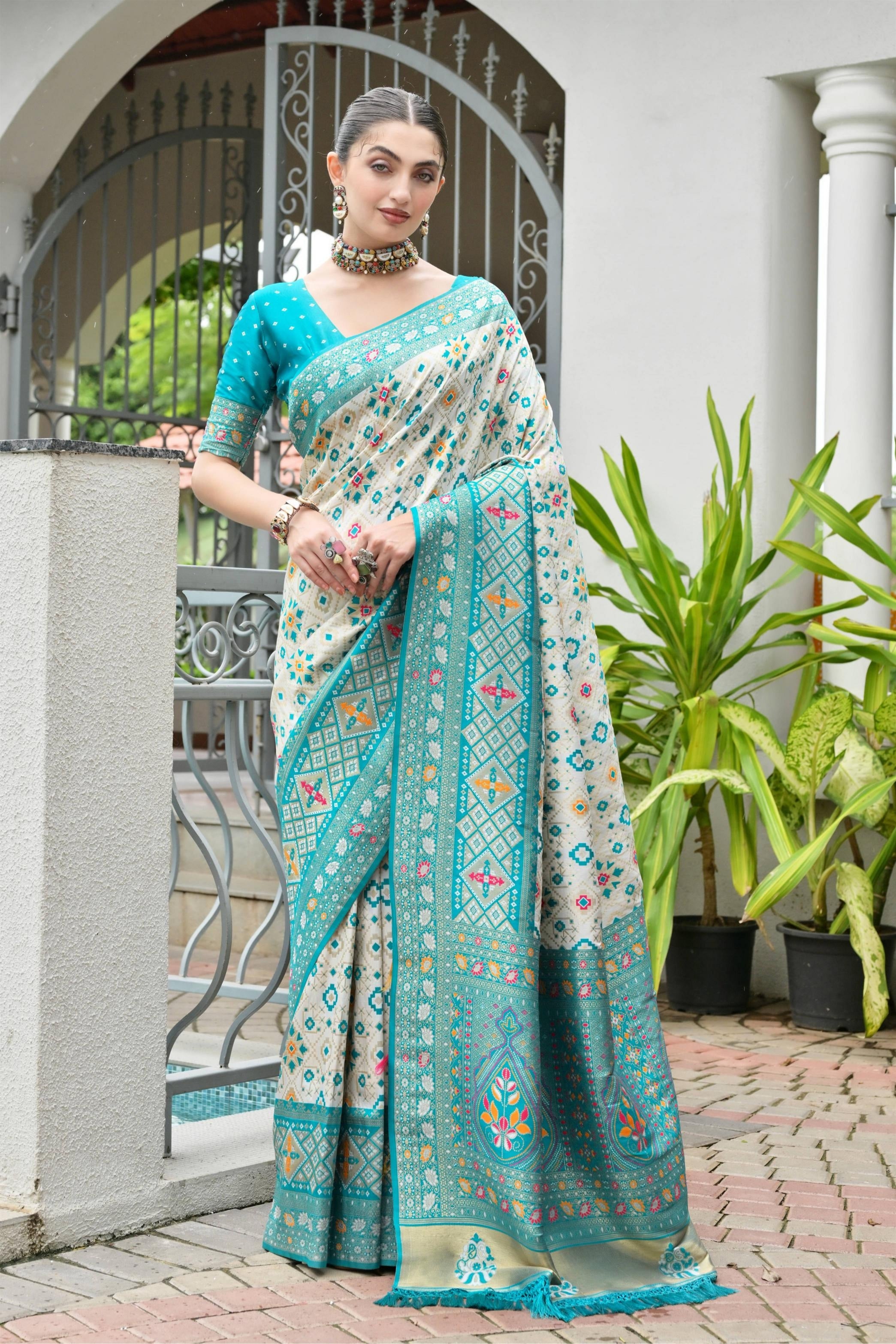 Aadhya Sea Green Patola Silk Saree