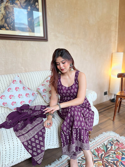 Deep Wine Purple Rayon Slub Geometric Print Sleeveless Kurta Set