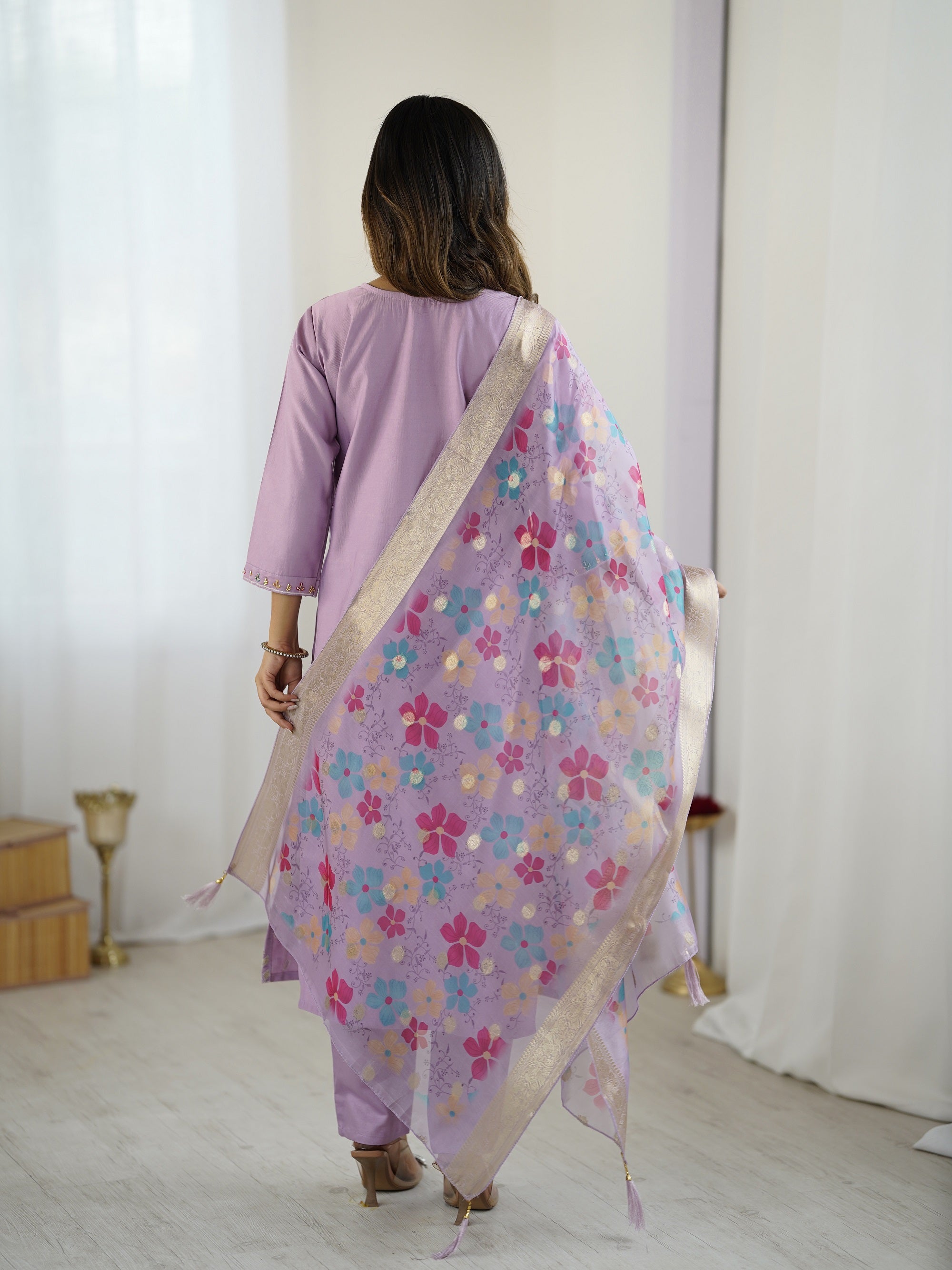 Lavender Viscose Gadhwal Beads Work Kurta Set