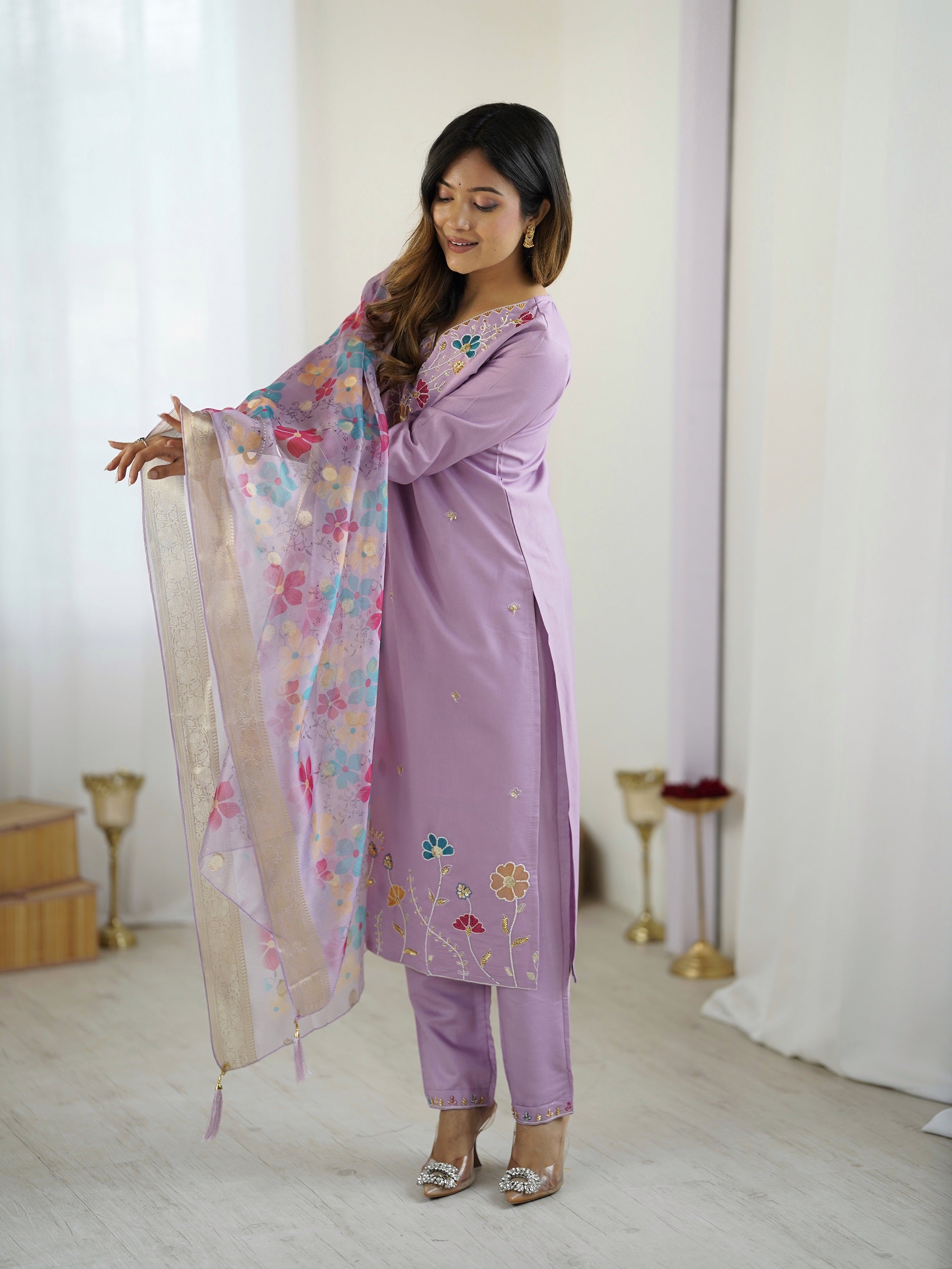 Lavender Viscose Gadhwal Beads Work Kurta Set