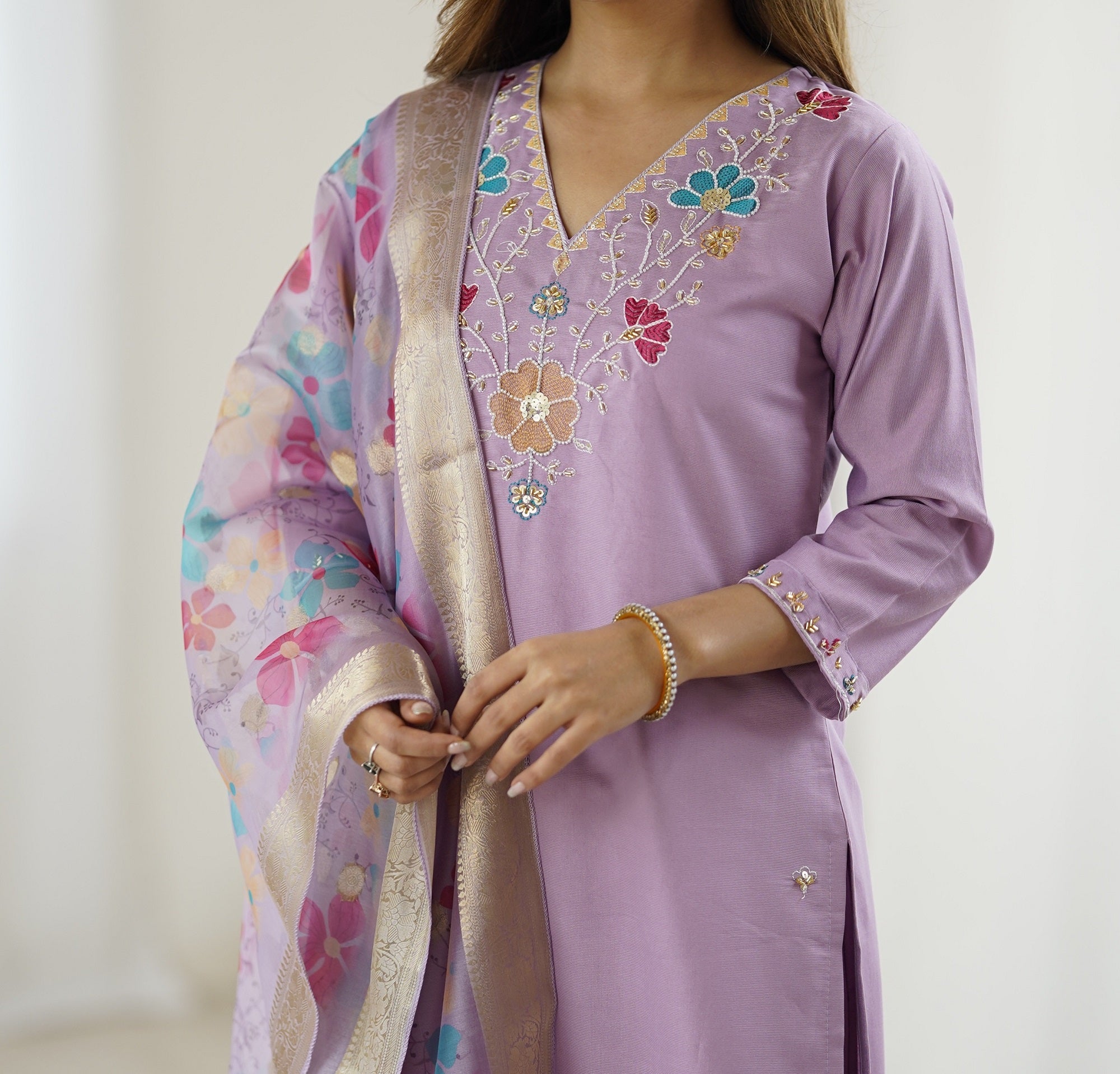 Lavender Viscose Gadhwal Beads Work Kurta Set