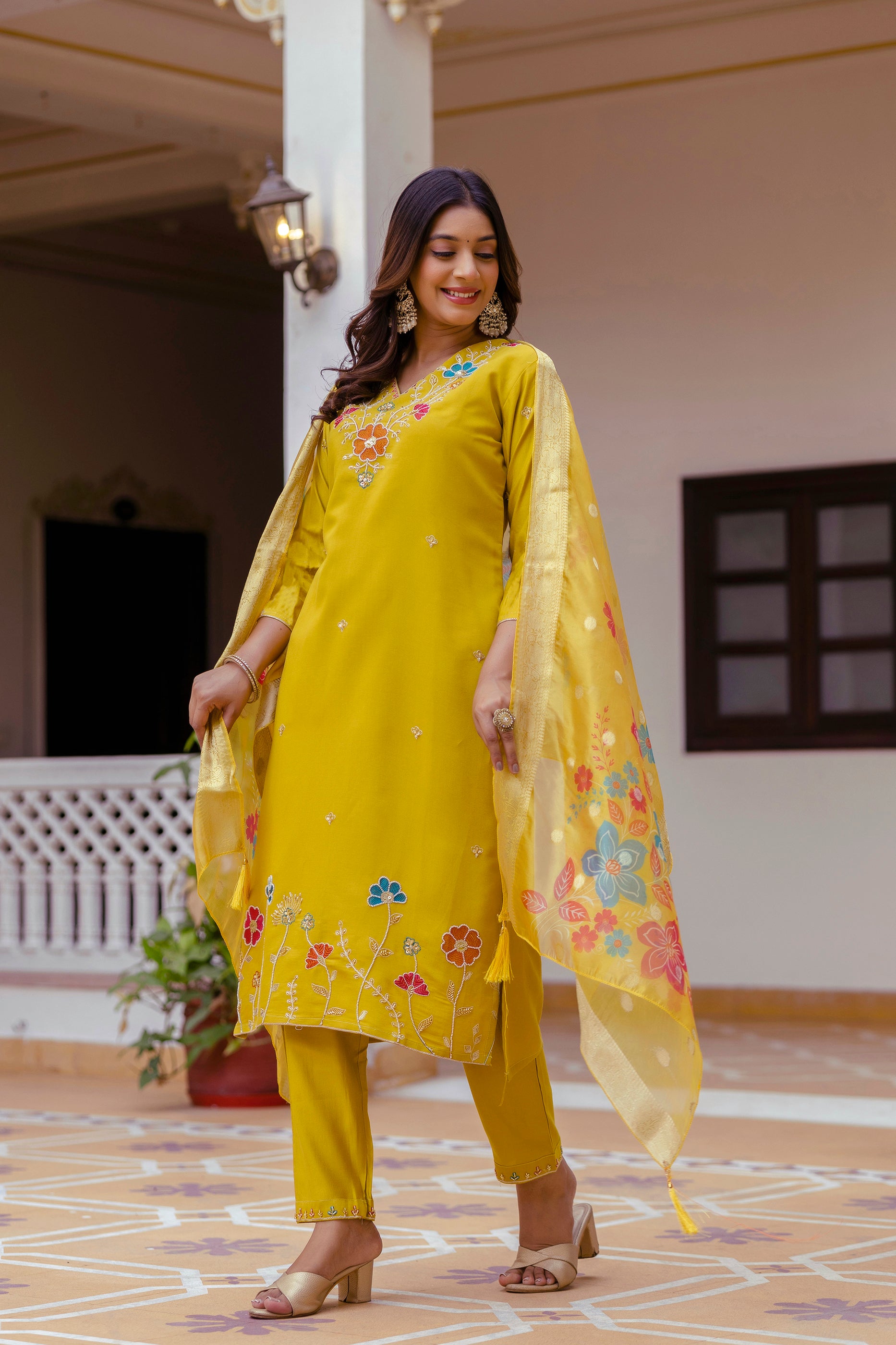 Yellow Viscose Gadhwal Embroidered Kurta Set