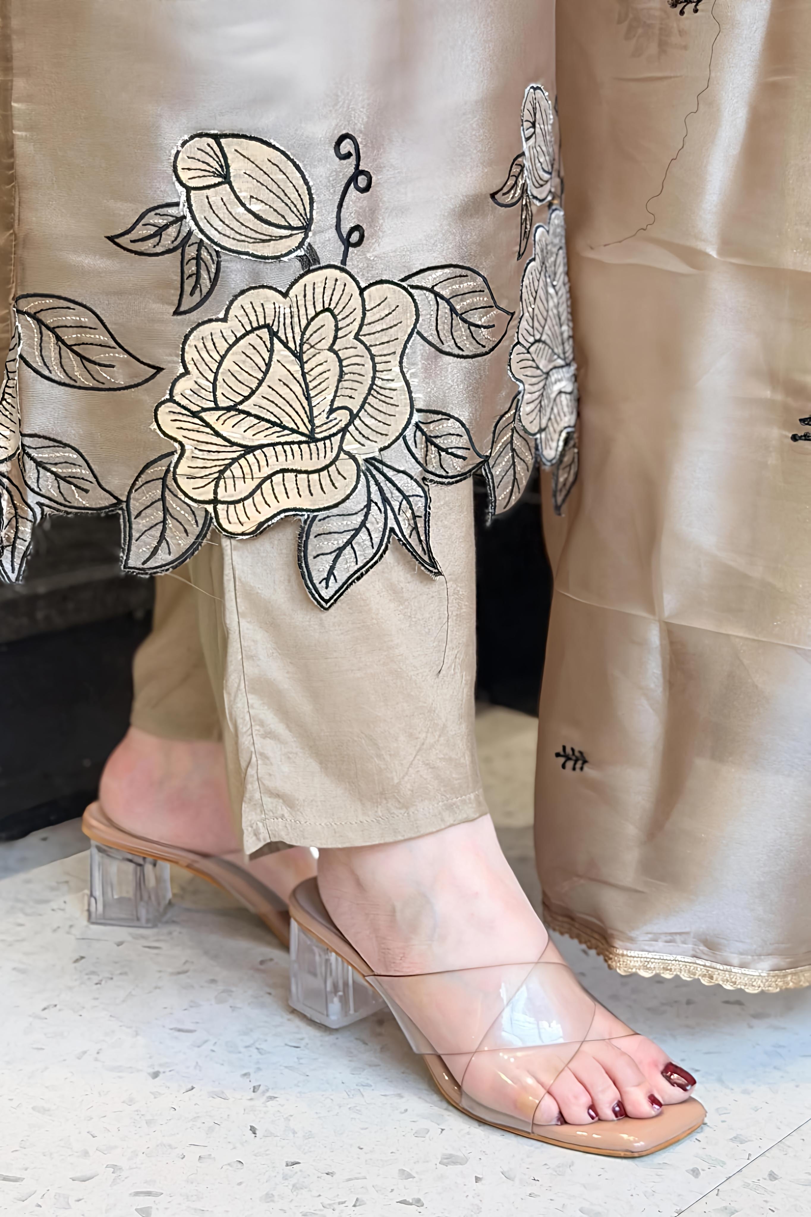 Sunehri Floral Embroidered Suit Set