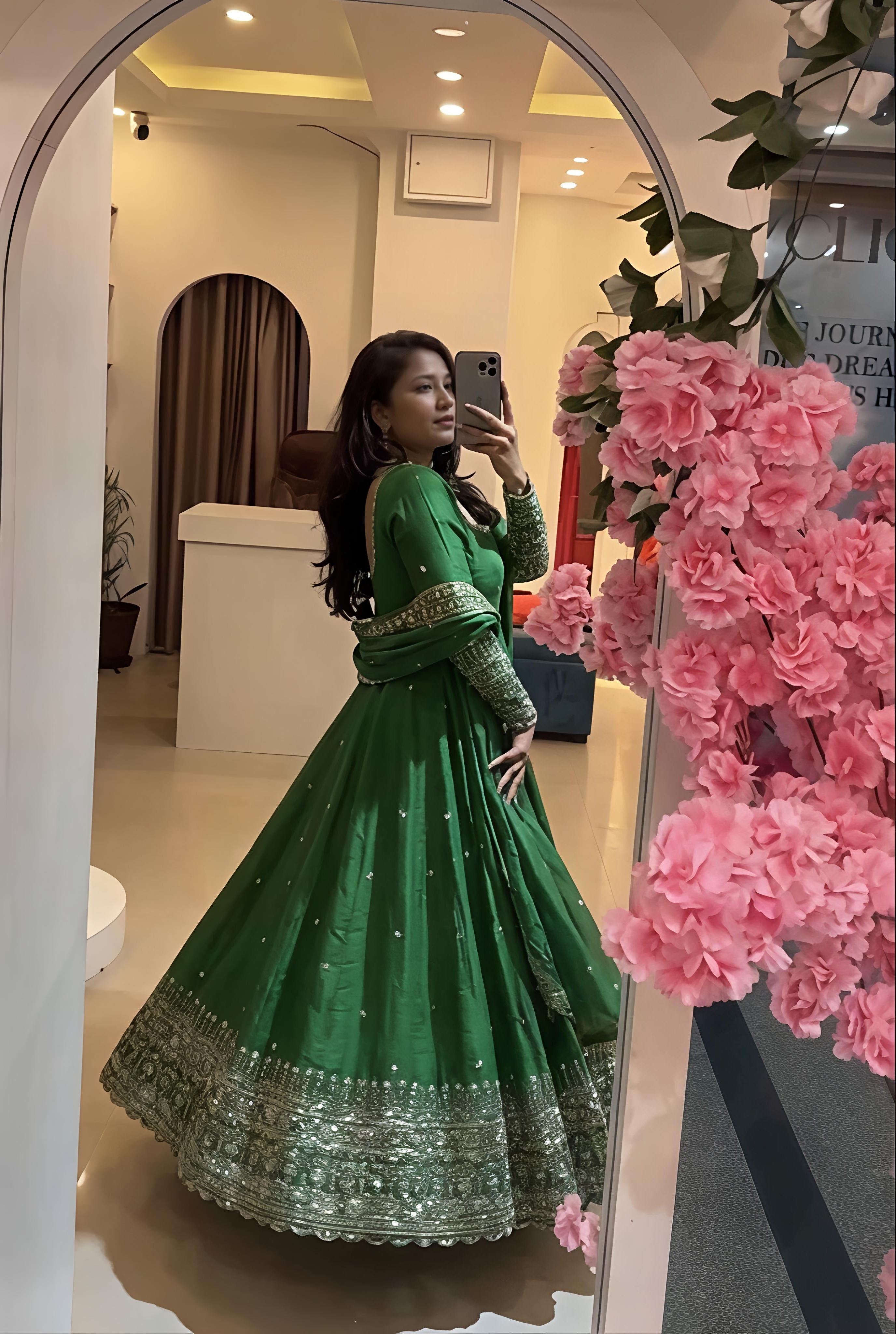 Practical Green Crunchy Silk Embroidered Gown
