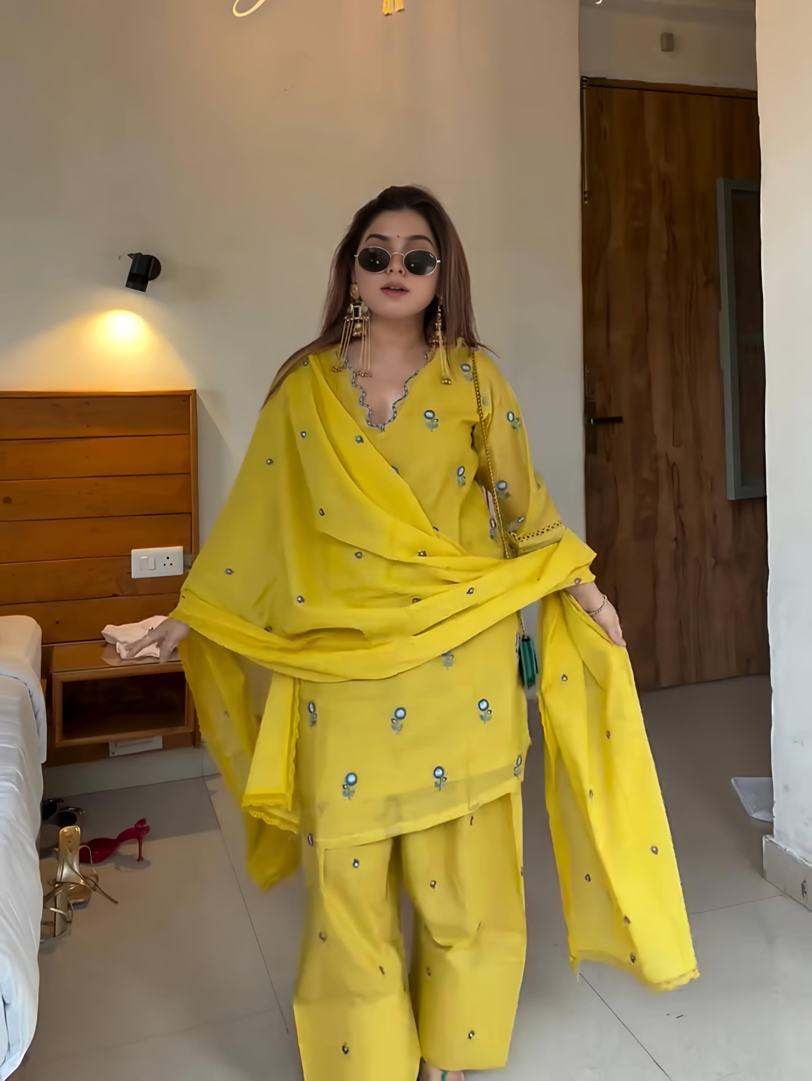 Yellow Embroidered Chanderi Kurta with Farshi Salwar - Set