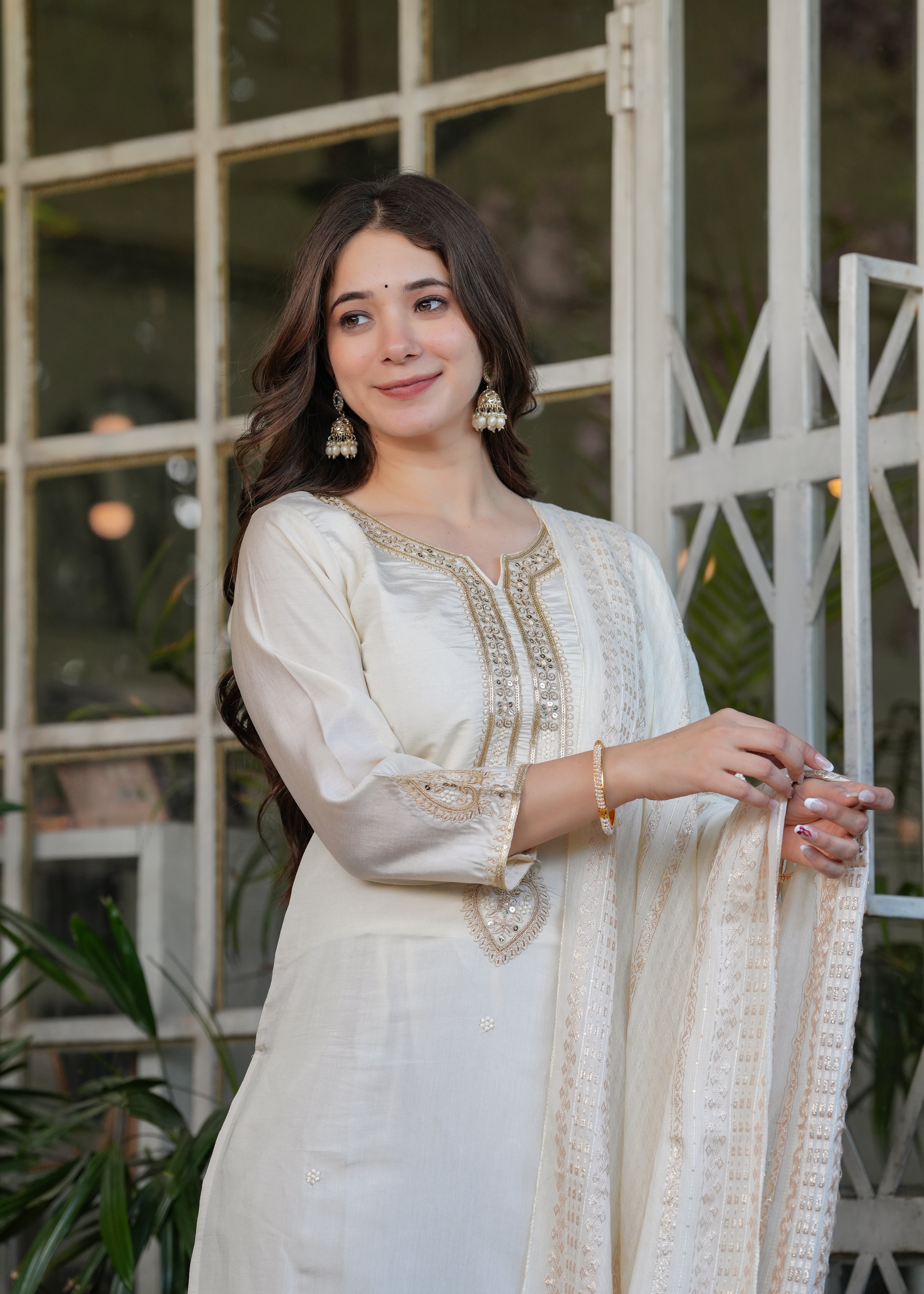 Cream Viscose Chanderi Embroidered Kurta Set