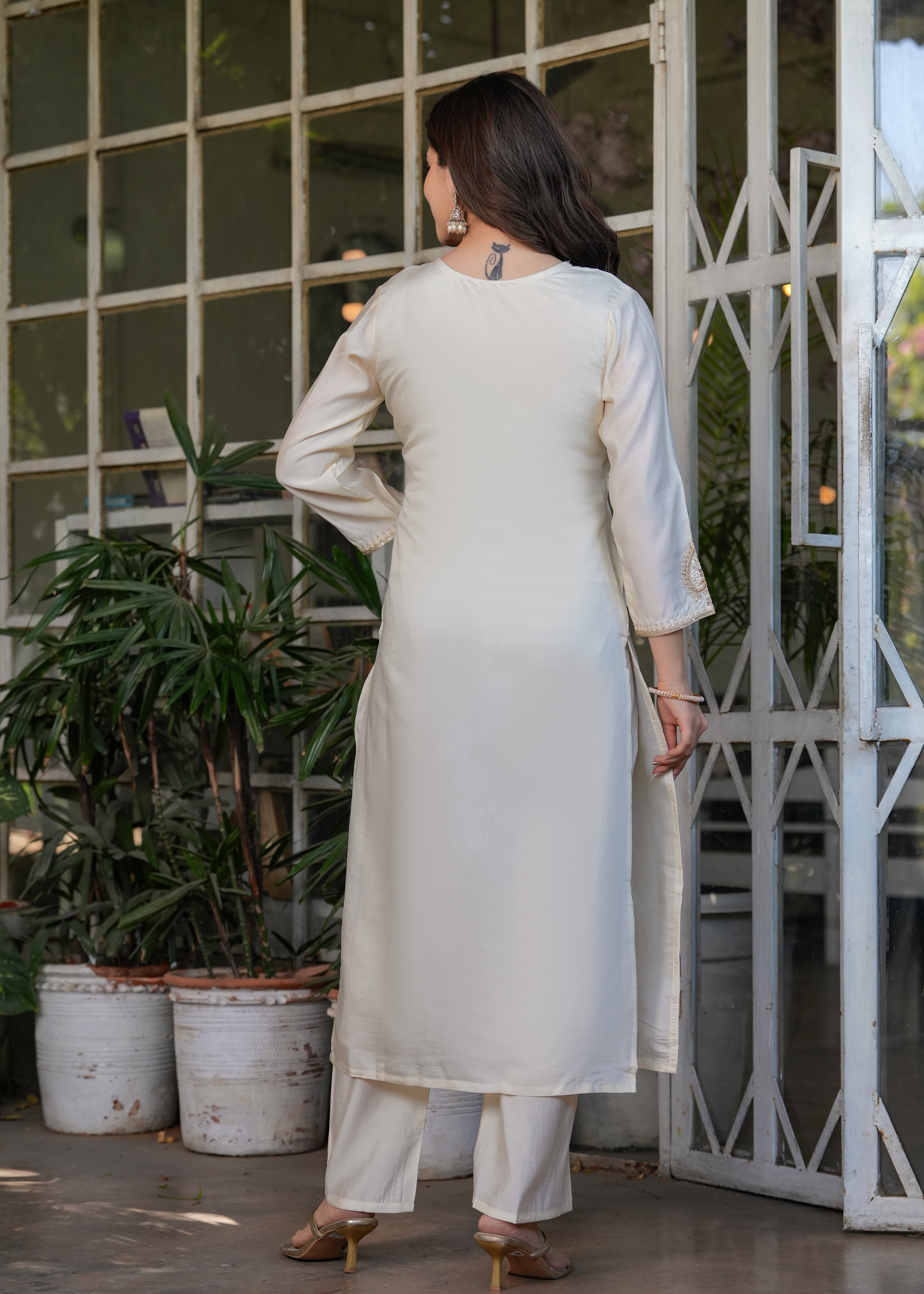 Cream Viscose Chanderi Embroidered Kurta Set