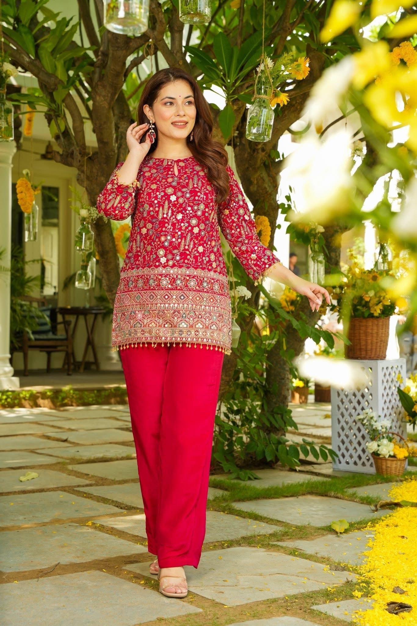 Maalank Short Kurta and Straight Pant Festive Co-Ord Set