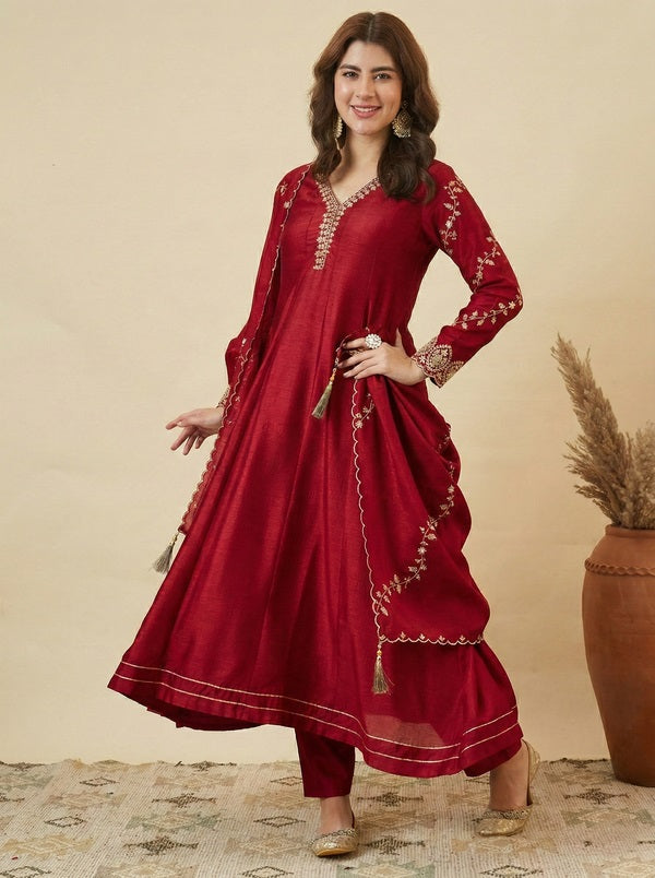 Woman Dark Red Zari Embroidered Festive Kurta, Pant and Dupatta Set