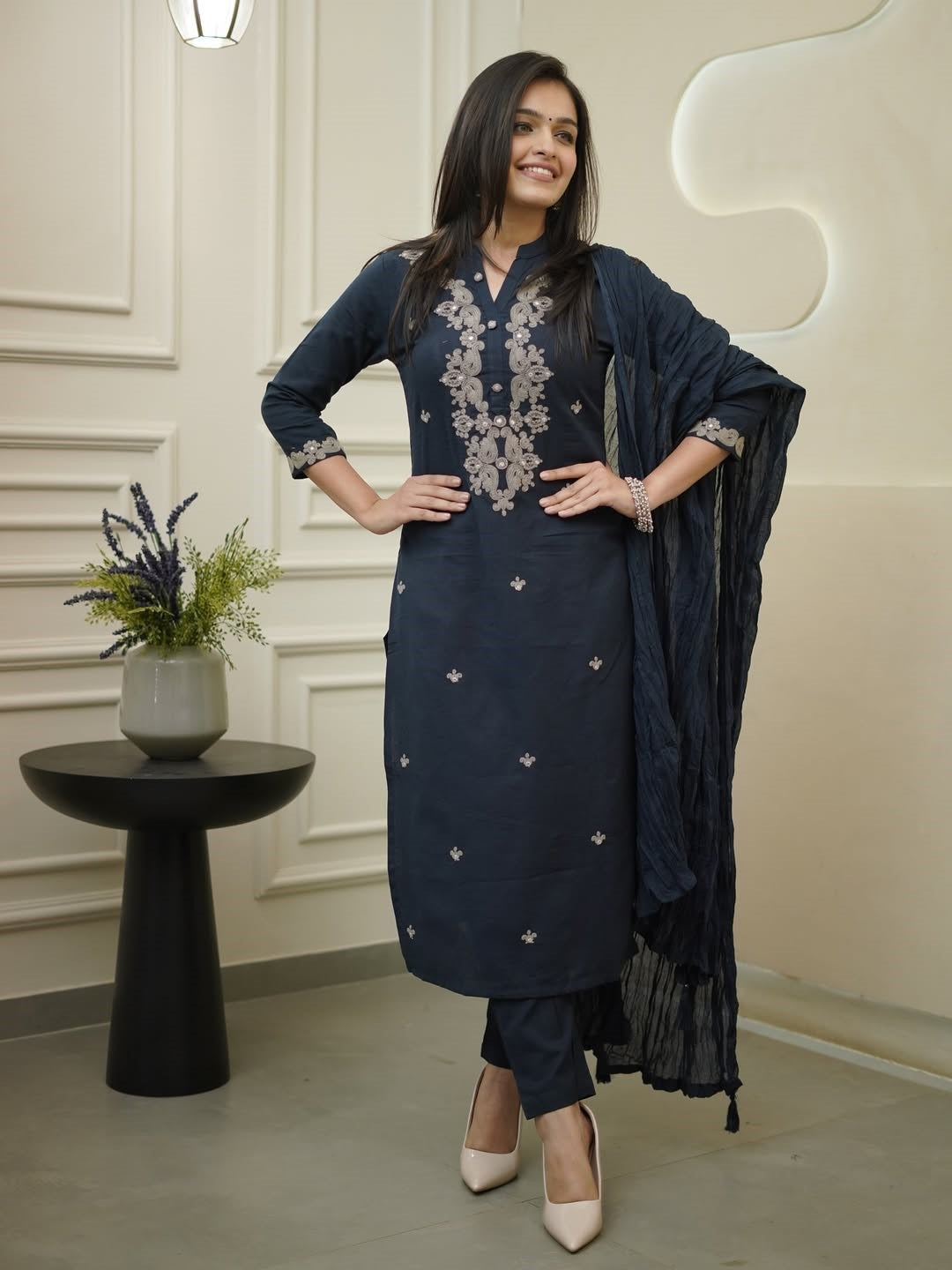 Neavy Blue Rayon Slub Ethnic Motif Embroidered Kurta Set