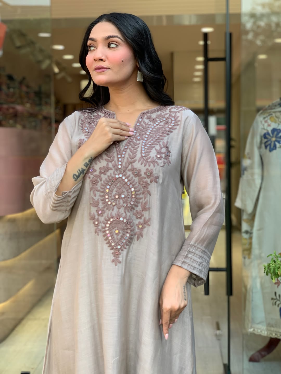 Muted Grey Muslin Cotton V-Neck Floral Embroidered Kurta Set